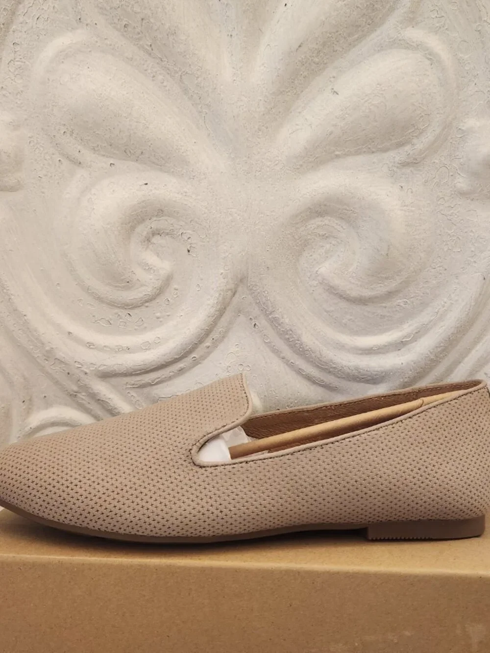 Gentle Souls Women's Eugene 2 Perf Loafer. Mushroom. NIB. Size Various